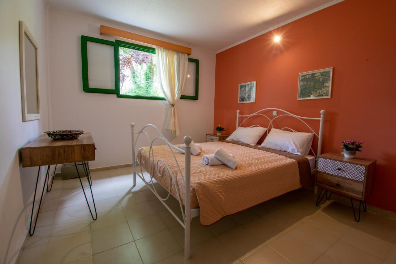 Aparthotel Govino Bay Gouvia Esterno foto