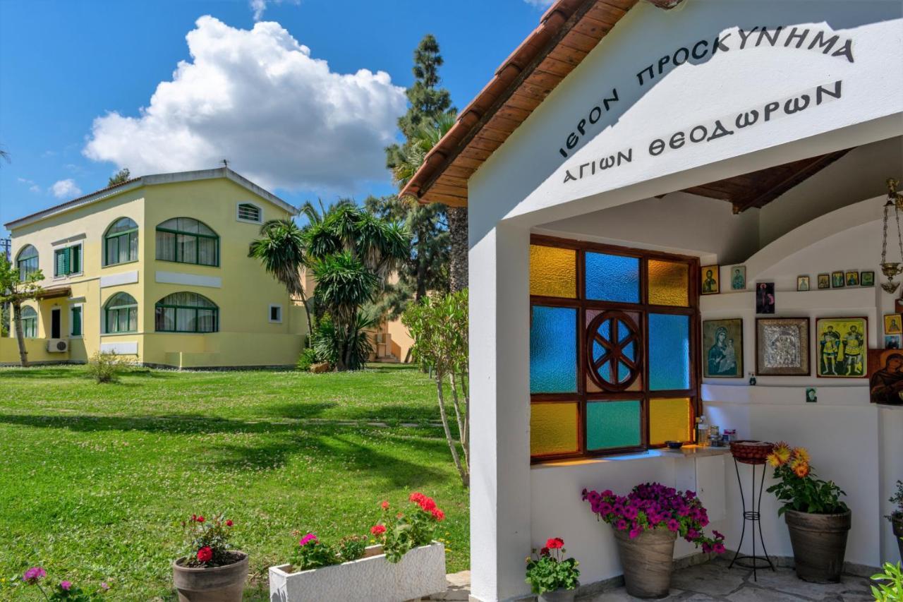 Aparthotel Govino Bay Gouvia Esterno foto