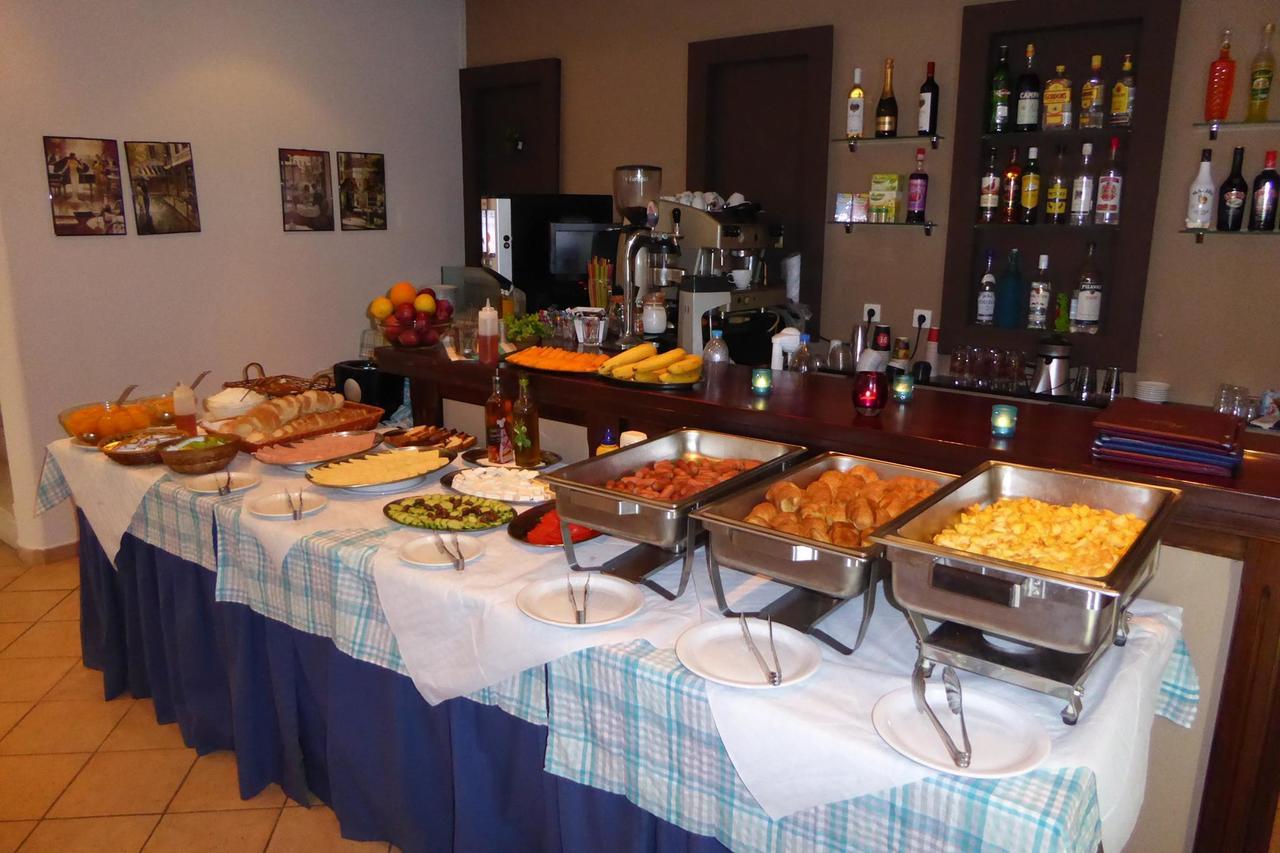 Aparthotel Govino Bay Gouvia Esterno foto
