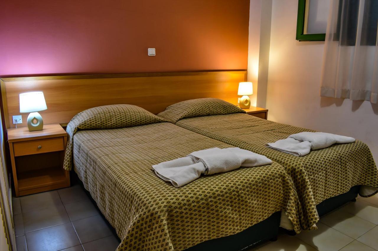 Aparthotel Govino Bay Gouvia Esterno foto